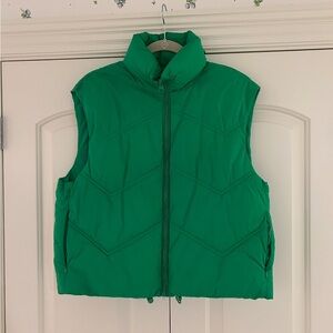 Cropped green vest